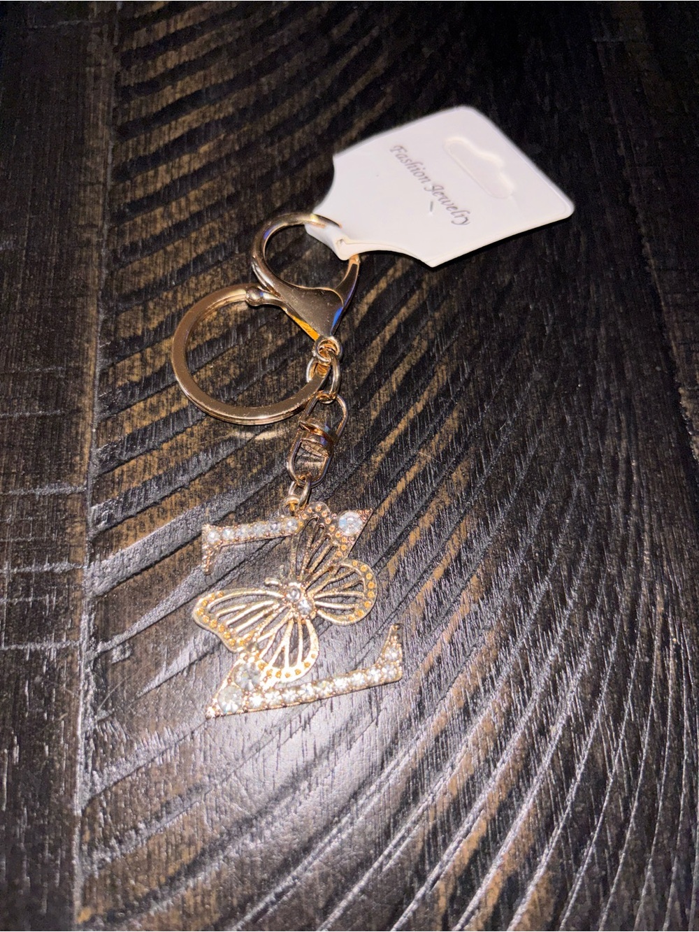 ✨Charm/Keychain- ✨ Rhinestone Initial "Z”Butterfly Keychain - Picture 4 of 4